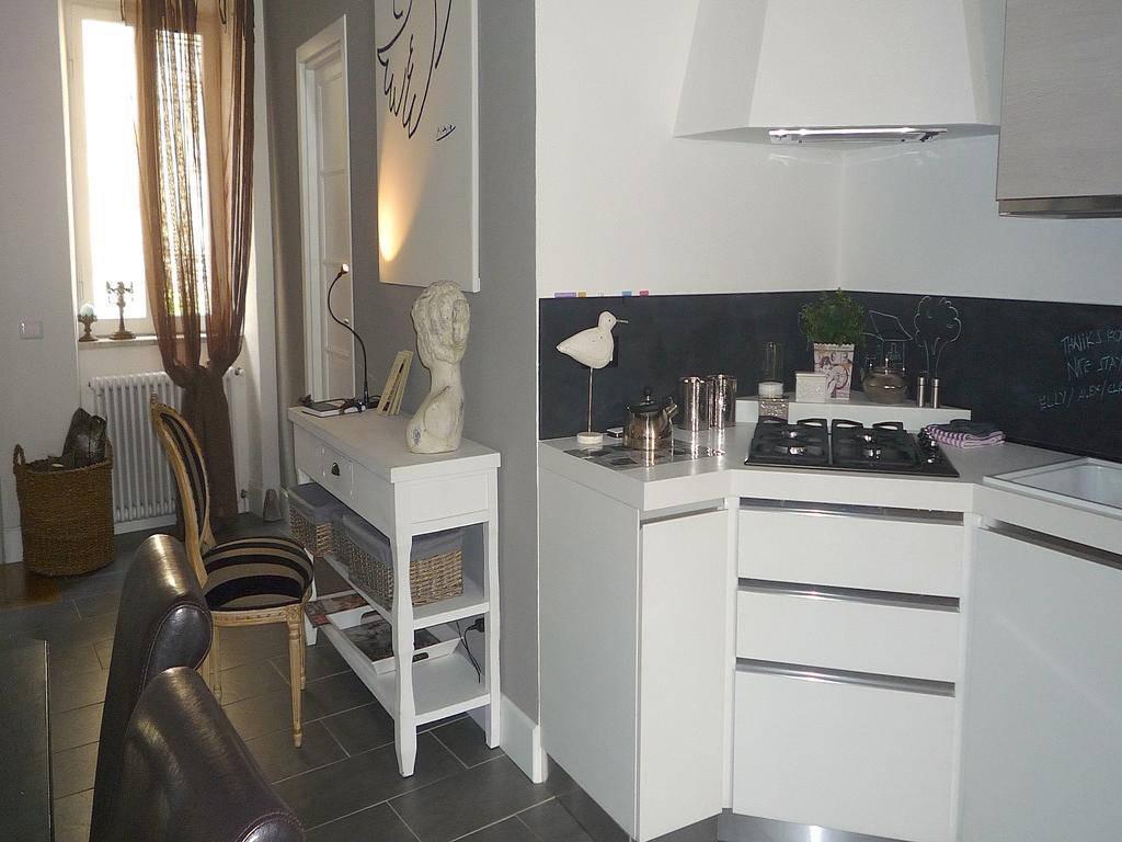 La Colombaia Nel Castello Appartement Bracciano  Kamer foto