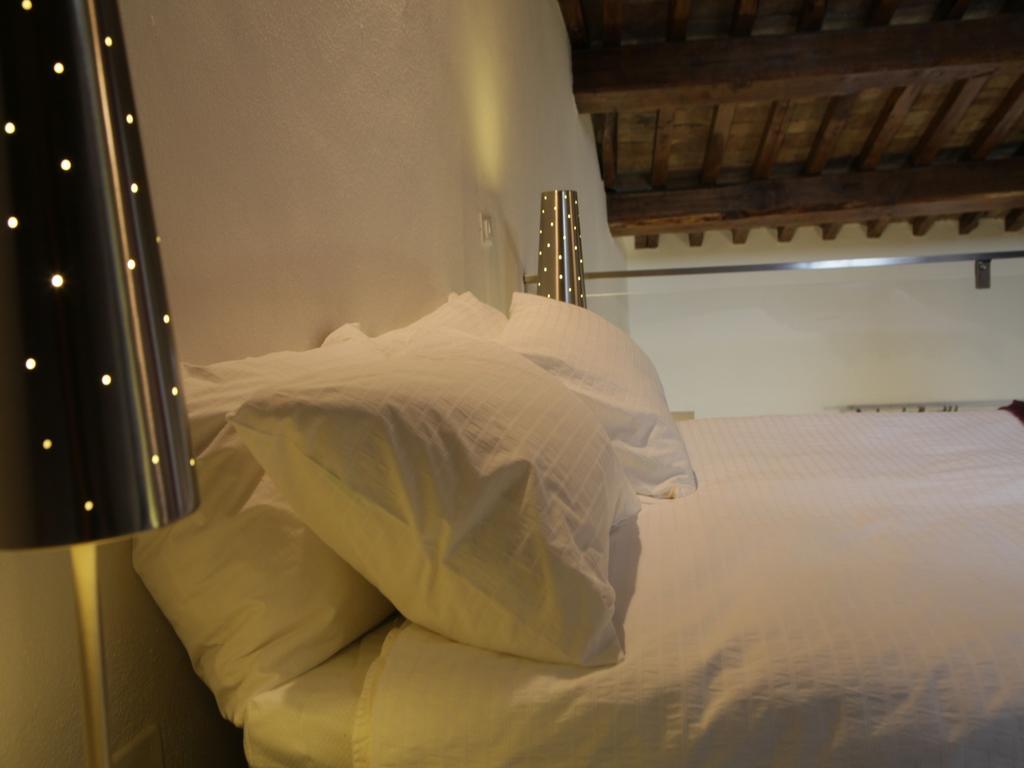 La Colombaia Nel Castello Appartement Bracciano  Kamer foto